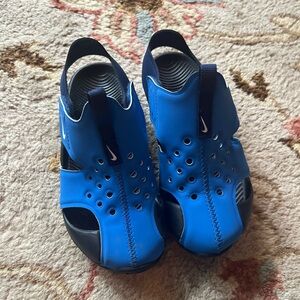 Nike Sunray Sandals